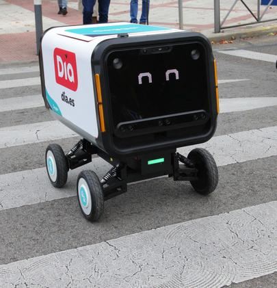Alcobendas, la primera ciudad de España con robots de reparto