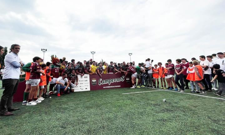 Alcobendas Rugby vuelve a la cima del rugby español tras victoria aplastante