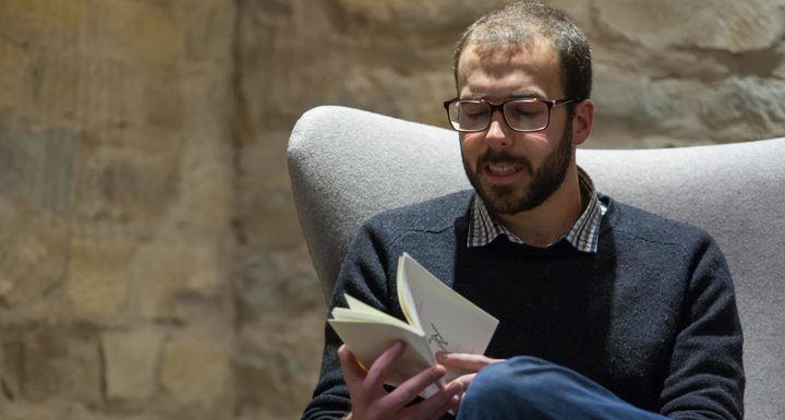 Sergio Navarro gana el Premio Nacional de Poseía Joven Grande Aguirre