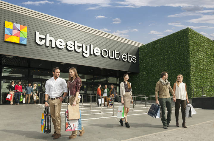 Superjueves en The Style Outlets