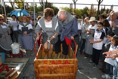 La Casa Regional de Castilla la Mancha de Alcobendas celebra la fiesta de la vendimia