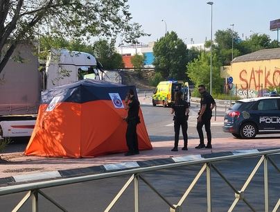 Fallece el conductor de un camión tras sufrir un infarto fulminante