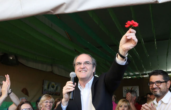 Ángel Gabilondo visita Alcobendas para celebrar el 40 aniversario de la Constitiución