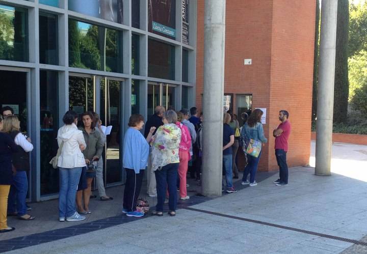 Imagen de las colas en el Teatro Auditorio