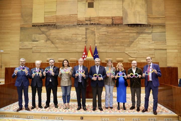 Reconocimiento a Alcobendas por su labor en favor del autismo