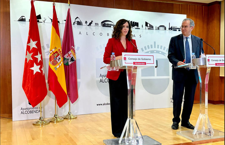 Isabel Díaz Ayuso adelanta las inversiones que realizará el organismo regional en el municipio