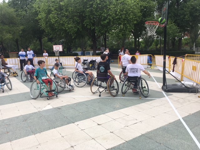 Mil personas participan en La Carrera de Las Capacidades por el Arroyo de la Vega