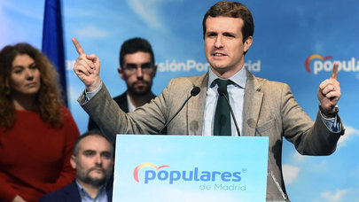 Casado se compromete a construir la variante de la A-1 si el PP alcanza el Gobierno