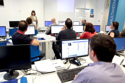 Cursos grtauitos de Mecanografía digital.y Ofimática en el centro Conect@ de Alcobendas