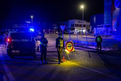 La Policía Nacional detiene a un conductor que se dio a la fuga en un control policial con un vehículo robado