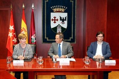 Alcobendas firma un convenio para fomentar el empleo con la empresa Keytron