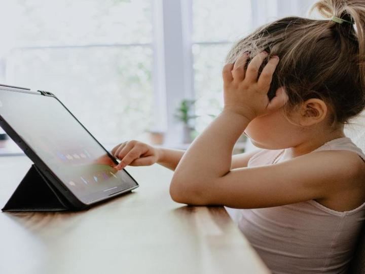 San Sebastián de los Reyes impulsa la campaña Crecer sin pantallas