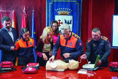 315 desfibriladores para una rápida respuesta a emergencias cardiacas