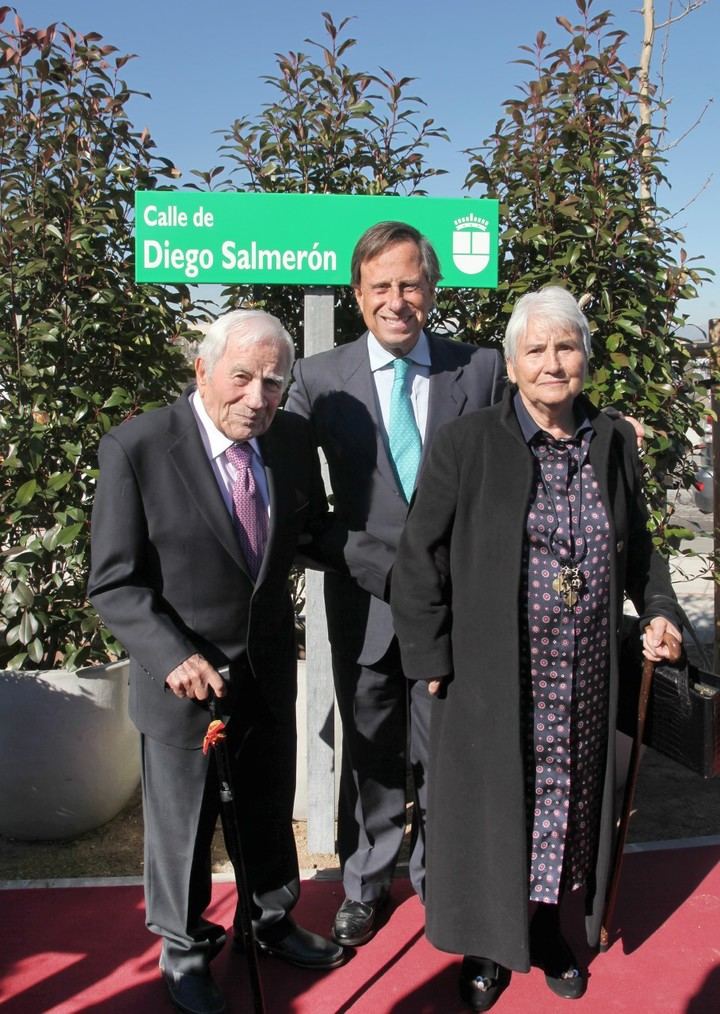 Inauguradas la Glorieta Mary Ward y la calle Diego Salmerón