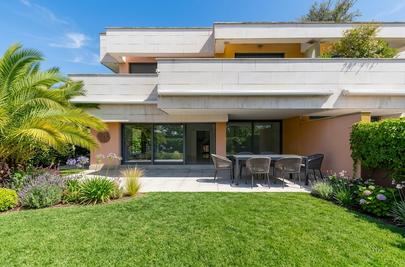 Venta Chalet pareado en el encinar de los reyes.