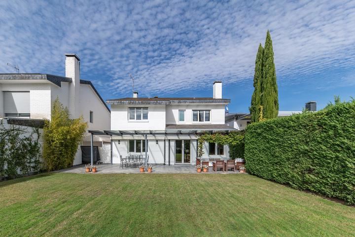 Venta de pareado en La Moraleja