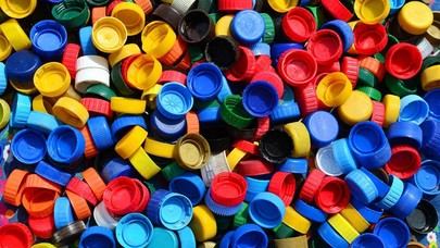 San Sebastián de los Reyes impulsa la solidaridad con el proyecto Tapones para una nueva vida junto a Fundación SEUR