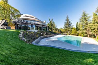 Chalet independiente de obra nueva en La Moraleja