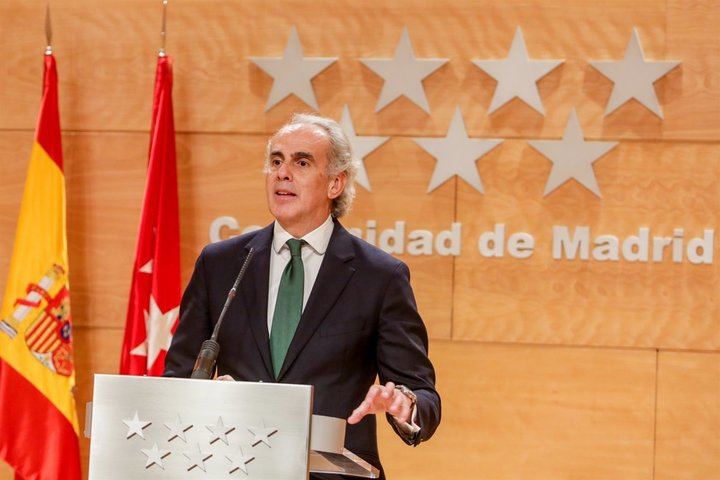 La Comunidad de Madrid prohíbe todas las reuniones desde las 00 a las 6 horas