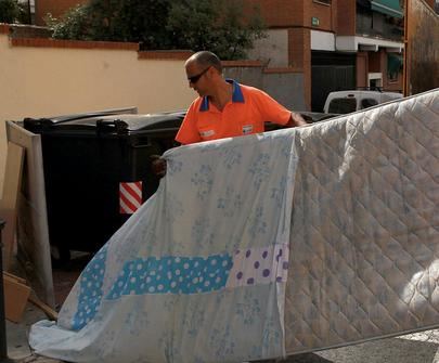 Alcobendas continúa recogiendo enseres durante el estado de alarma