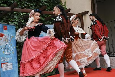 Madrid celebra el 2 de Mayo con conciertos, recreaciones históricas y un gran espectáculo de drones