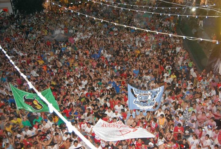 Imagen del pregón de las fiestas en la Plaza del Ayuntamiento del municipio