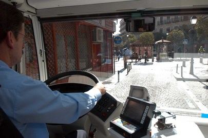 La Empresa Municipal de Transportes retira del servicio a los empleados mayores de 60 años
