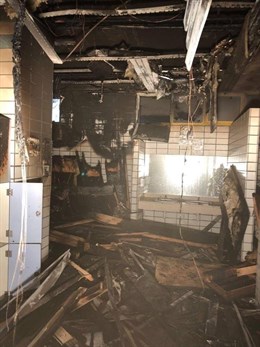 Un incendio destruye las saunas del Polideportivo José Caballero