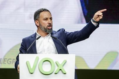 Santiago Abascal dice que el ``traidor´´ Torra miente