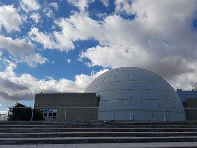 El Planetario de Madrid ofrece sesiones divulgativas sobre astronomía en directo