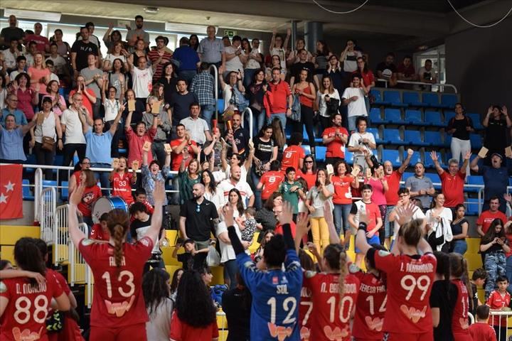  Fotos de @marisa19iba, del Club Balonmano Alcobendas