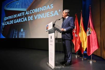 Alcobendas rinde homenaje Ignacio García de Vinuesa dando su nombre al Centro de Arte