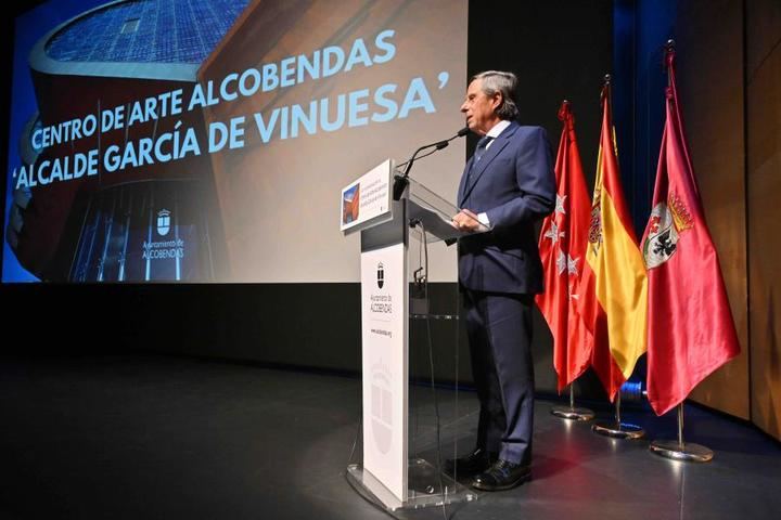 Alcobendas rinde homenaje Ignacio García de Vinuesa dando su nombre al Centro de Arte