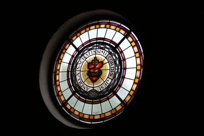 La Iglesia del Sagrado Corazón de Jesús, el templo que ha visto nacer y crecer La Moraleja
