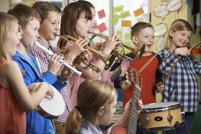 Se crea en Sanse un programa para acercar a niños y jóvenes a los instrumentos musicales