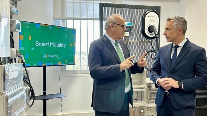 La Comunidad de Madrid destaca en la matriculación de vehículos eléctricos y híbridos enchufables en España