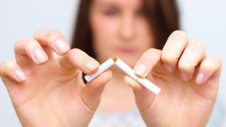 La Comunidad de Madrid refuerza la alerta sobre los riesgos del uso de vapeadores entre jóvenes