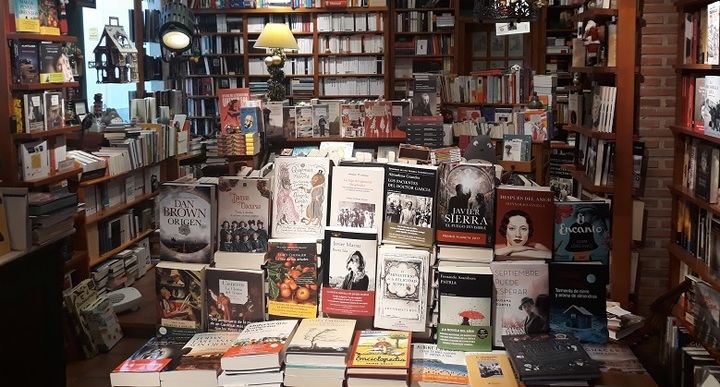 Las librerias de Alcobendas salen al Paseo de Valdelasfuentes