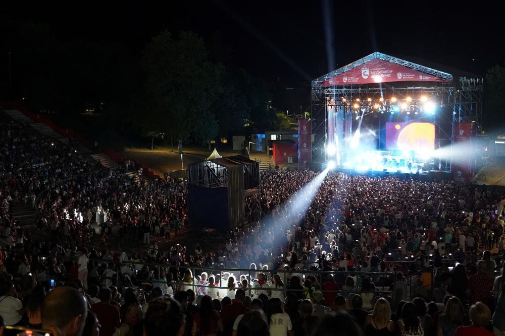 Ocho días de música gratuita con artistas destacados en la fiestas de Sanse
