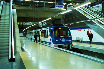 Alcobendas reclama wifi gratuito en el metro y en los trenes de cercanías