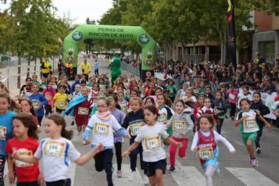 Increíble éxito en la Milla Escolar de Alcobendas con más de 1800 participantes