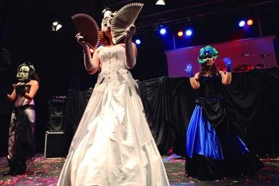 Gran Fiesta de Carnaval en las "Noches en La Esfera"
