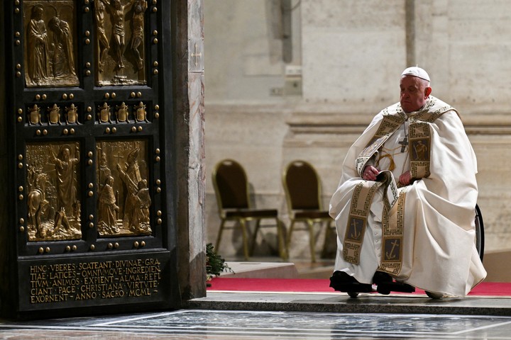 Muere el Santo Padre Francisco, el Papa 266 de una lista que encabeza San Pedro