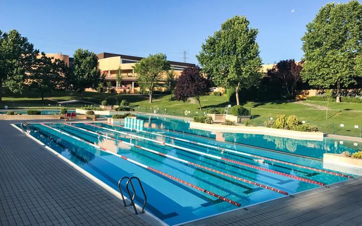Arranca la temporada de las piscinas de verano en Sanse con tarifas más baratas
