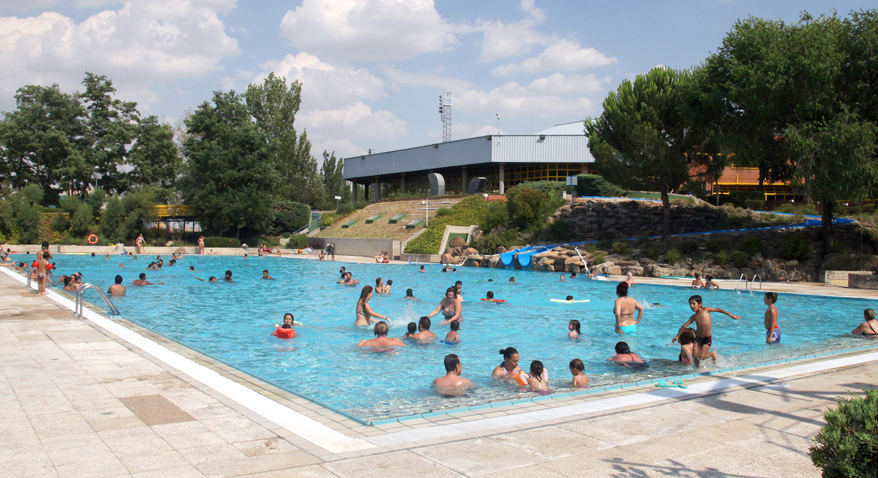 Campaña de Vigilancia y Control de Piscinas en Alcobendas