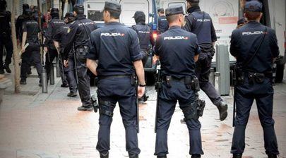 La Guardia Civil se incauta de 13.000 mascarillas y 1.100 litros de hidroalcohol