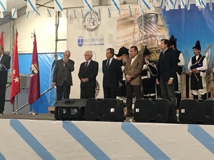 Paco Buyo leyó el pregón de la XXXIV edición de la Feria del Marisco en Alcobendas