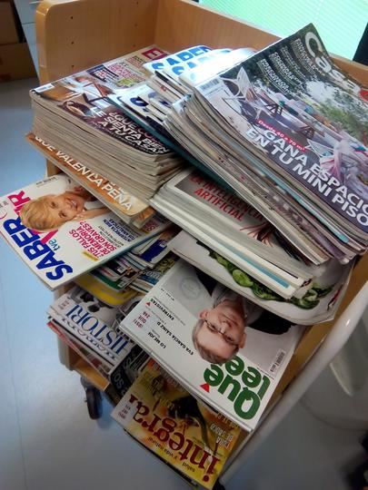 Alcobendas dona libros y revistas a tres hoteles medicalizados en Madrid