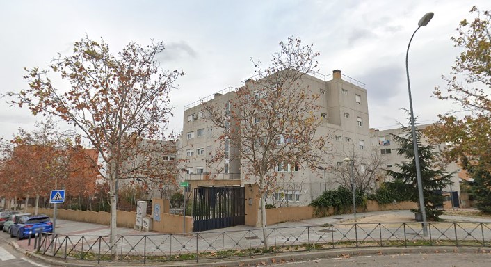 Tres ladrones asaltan una casa en Alcobendas haciéndose pasar por policías y roban 10.000 euros