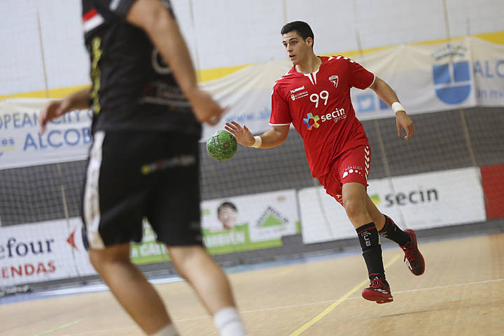 Importante victoria del Secin Balonmano Alcobendas en Zarautz